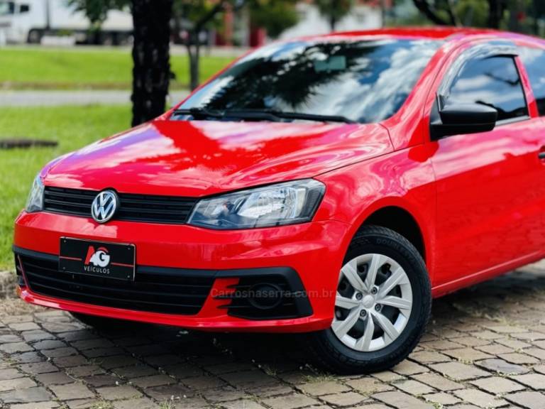 VOLKSWAGEN - GOL - 2017/2017 - Vermelha - R$ 45.900,00