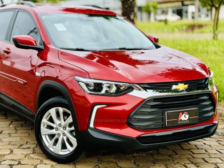 CHEVROLET - TRACKER - 2023/2023 - Vermelha - R$ 118.900,00