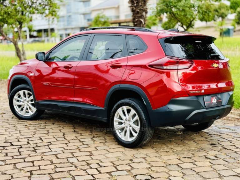 CHEVROLET - TRACKER - 2023/2023 - Vermelha - R$ 118.900,00