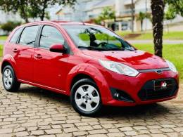 FORD - FIESTA - 2014/2014 - Vermelha - R$ 38.900,00