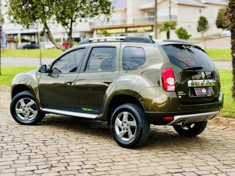 RENAULT - DUSTER - 2013/2013 - Verde - R$ 54.900,00