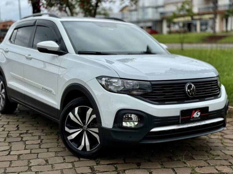 VOLKSWAGEN - T-CROSS - 2022/2022 - Branca - R$ 108.900,00