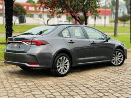 TOYOTA - COROLLA - 2022/2022 - Cinza - R$ 129.900,00