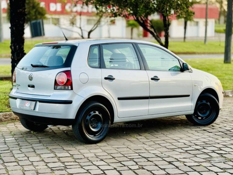 VOLKSWAGEN - POLO - 2008/2008 - Prata - R$ 34.900,00