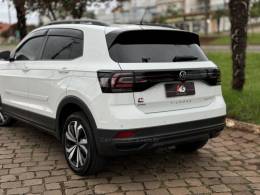 VOLKSWAGEN - T-CROSS - 2022/2022 - Branca - R$ 108.900,00