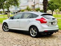 FORD - FOCUS - 2015/2015 - Prata - R$ 55.900,00