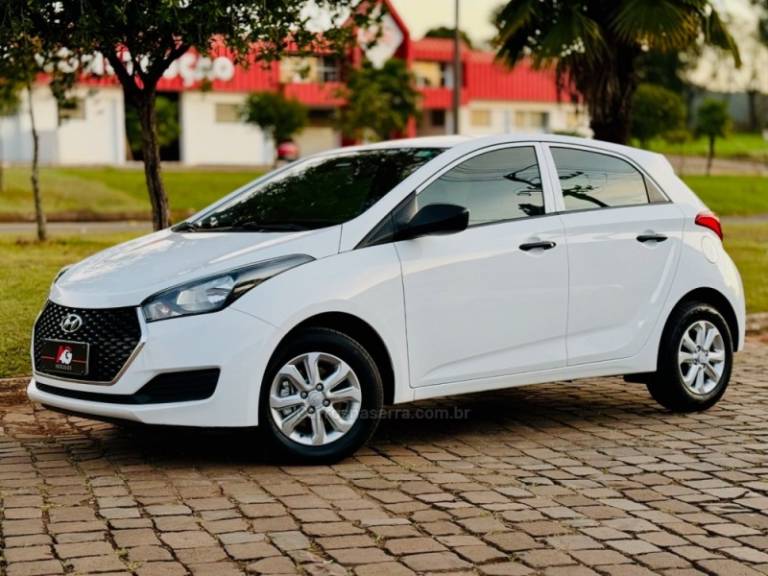 HYUNDAI - HB20 - 2019/2019 - Branca - R$ 58.900,00