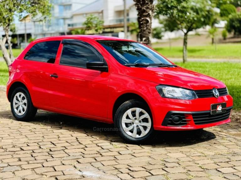 VOLKSWAGEN - GOL - 2017/2017 - Vermelha - R$ 45.900,00