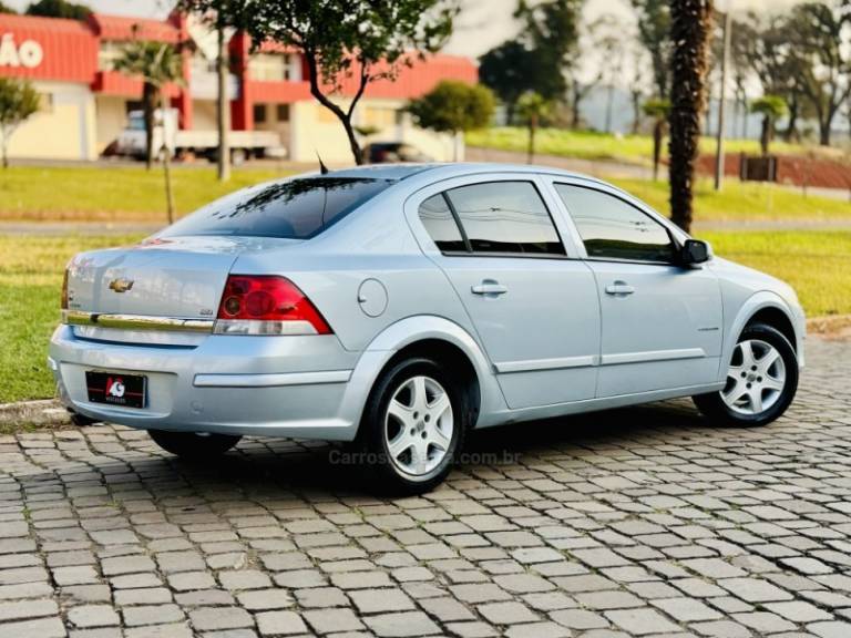 CHEVROLET - VECTRA - 2010/2010 - Prata - R$ 39.900,00