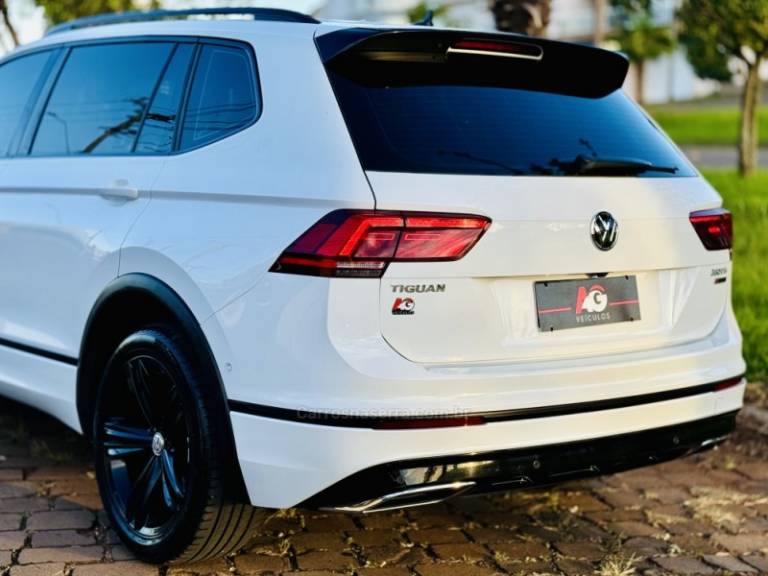 VOLKSWAGEN - TIGUAN - 2019/2019 - Branca - R$ 157.900,00