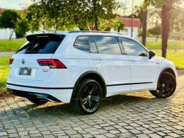 VOLKSWAGEN - TIGUAN - 2019/2019 - Branca - R$ 157.900,00