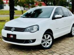 VOLKSWAGEN - POLO SEDAN - 2013/2013 - Branca - R$ 44.900,00