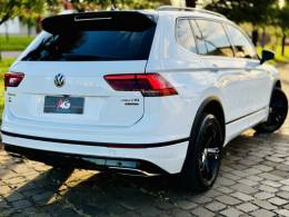 VOLKSWAGEN - TIGUAN - 2019/2019 - Branca - R$ 157.900,00