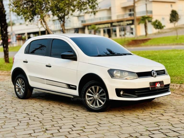 VOLKSWAGEN - GOL - 2014/2014 - Branca - R$ 41.900,00