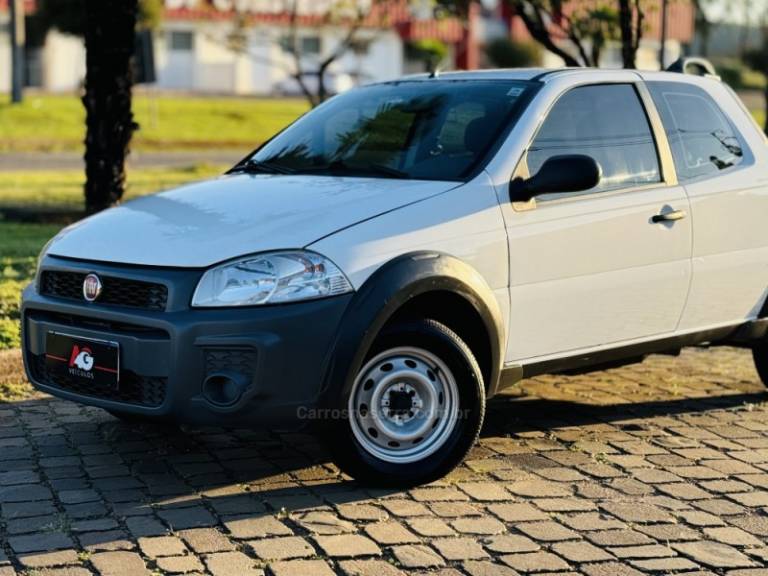 FIAT - STRADA - 2020/2020 - Branca - R$ 75.900,00