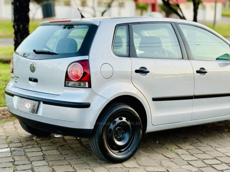 VOLKSWAGEN - POLO - 2008/2008 - Prata - R$ 34.900,00