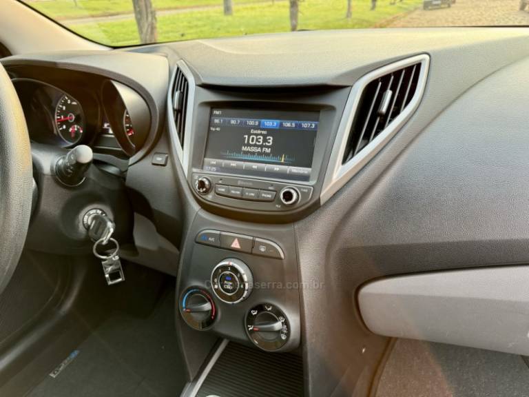 HYUNDAI - HB20S - 2019/2019 - Preta - R$ 74.900,00