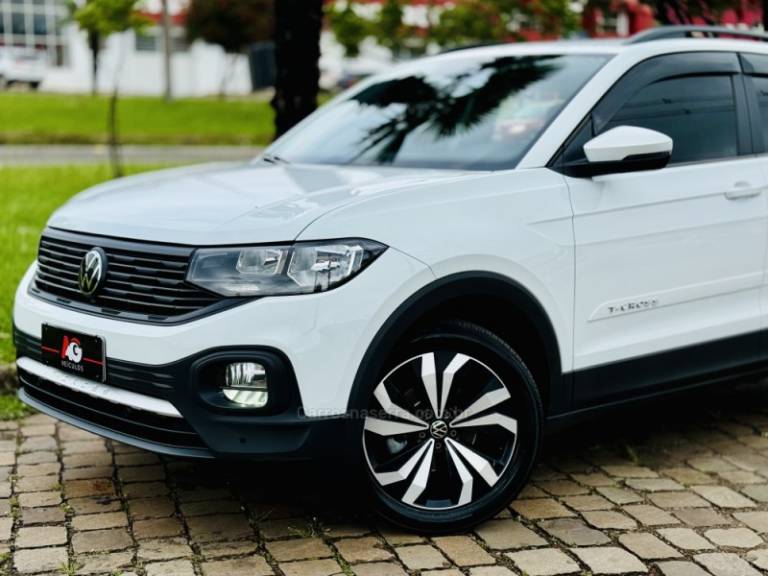 VOLKSWAGEN - T-CROSS - 2022/2022 - Branca - R$ 108.900,00