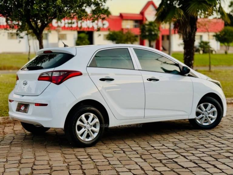 HYUNDAI - HB20 - 2019/2019 - Branca - R$ 58.900,00