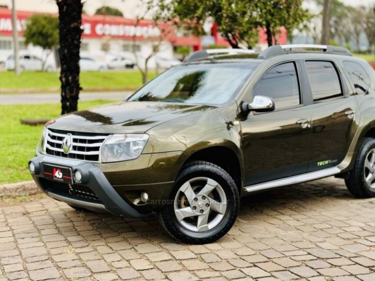 RENAULT - DUSTER - 2013/2013 - Verde - R$ 54.900,00